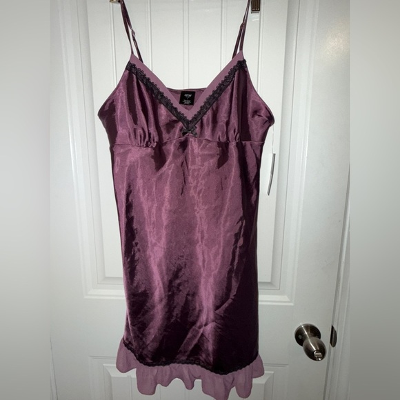 Apt. 9 Deep Purple Satin Chemise - Picture 3 of 11